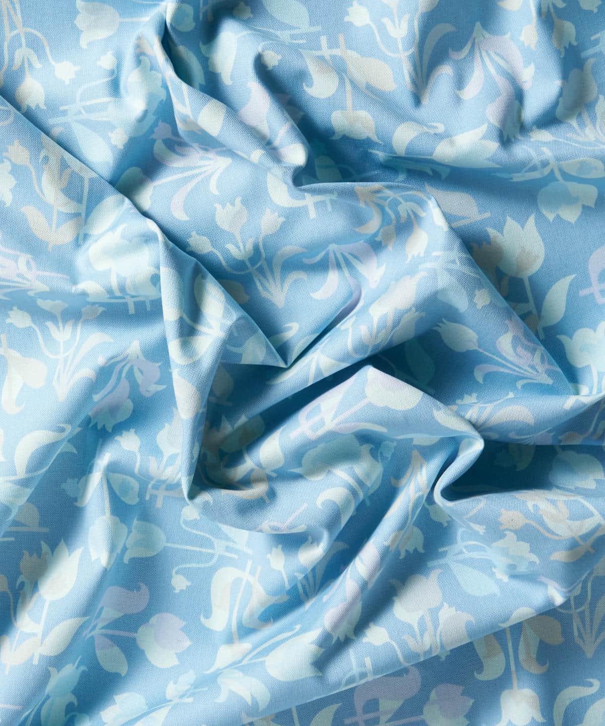 フローラル・フリーズ ニュー・コットン・キャンバス