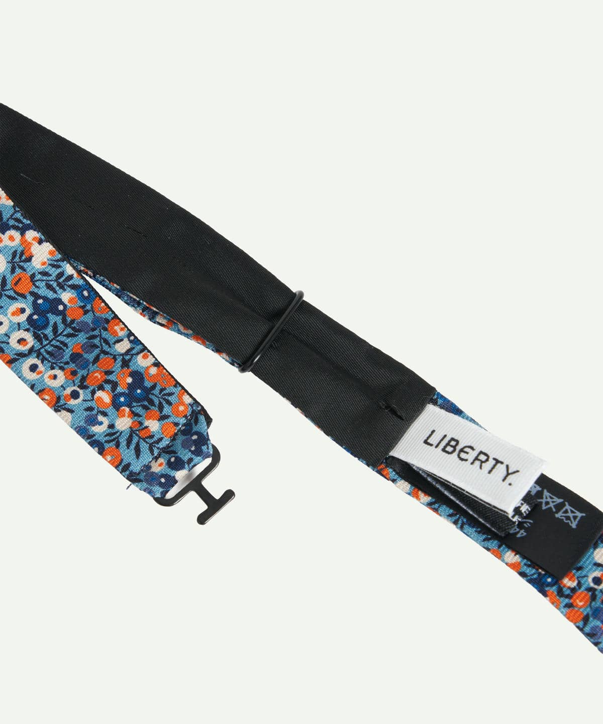 ウィルトシャー・ベリー シルク ボウタイ