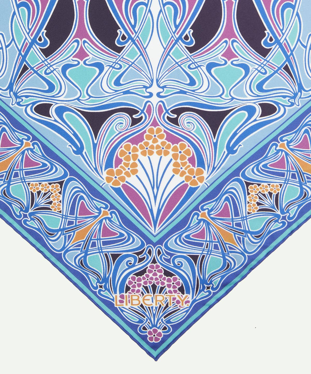 アイアンシ トライアングル シルクスカーフ 100&times;140