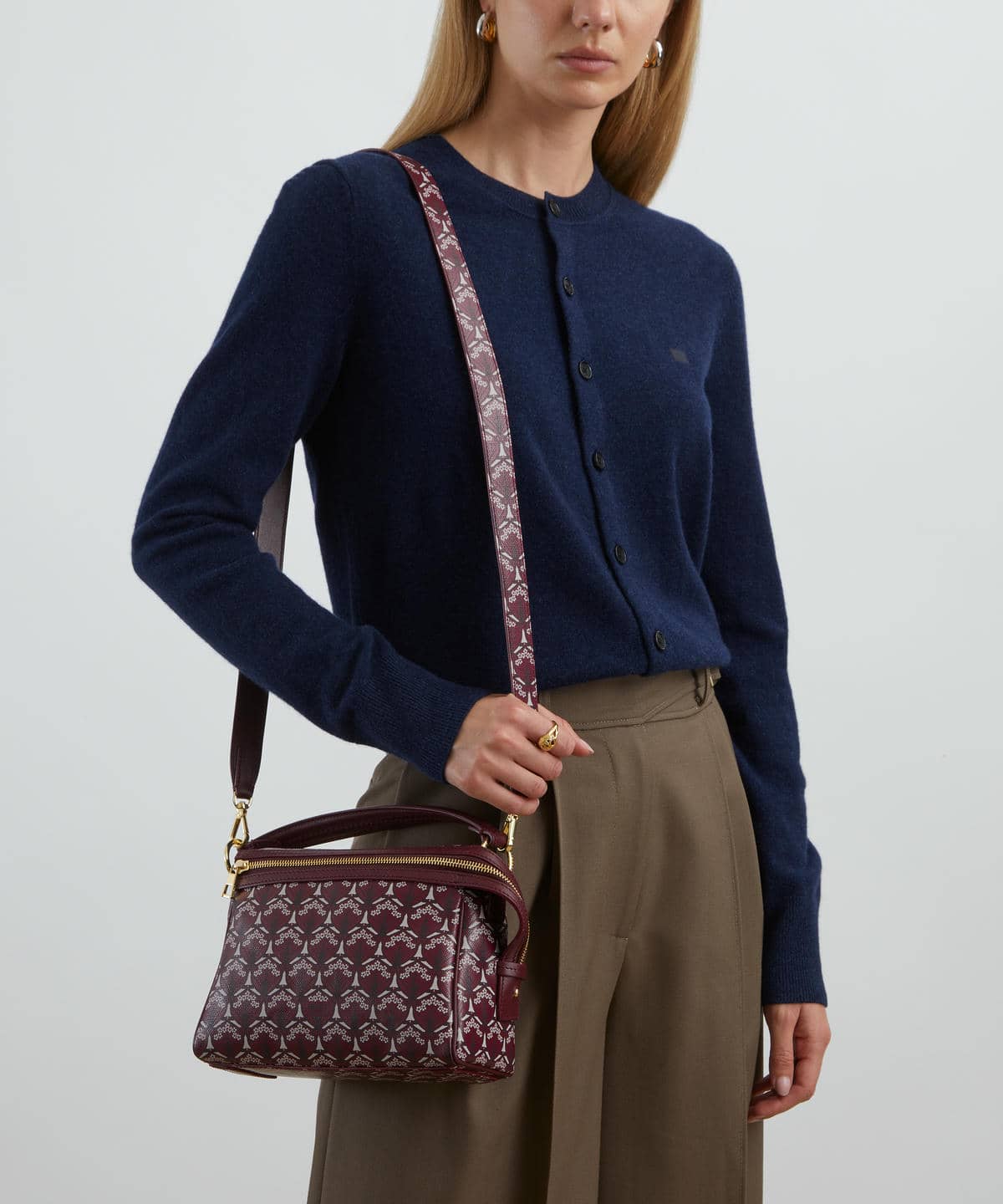 アイフィス プチ ヴァリース クロスボディバッグ