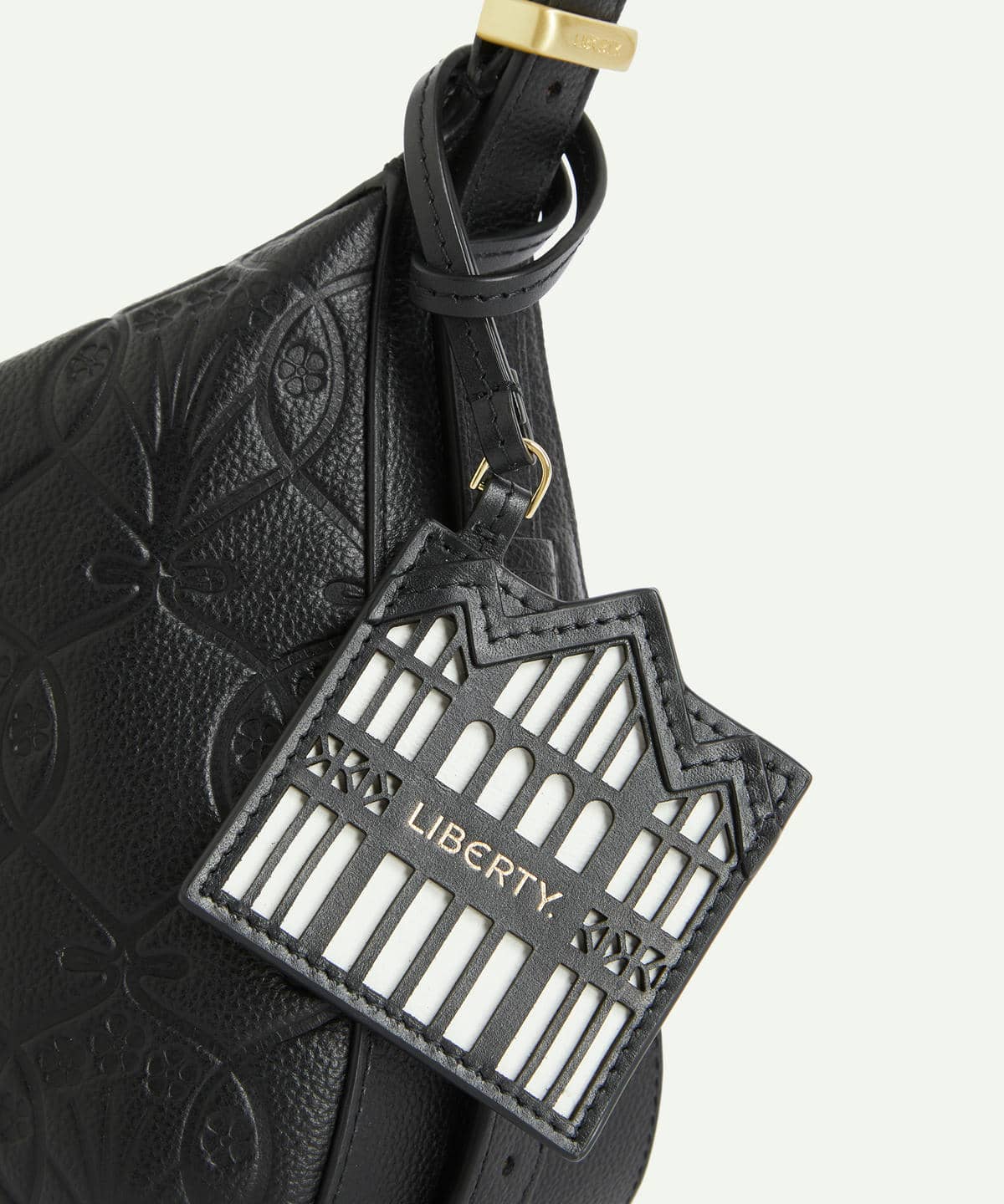 チューダー チャーム